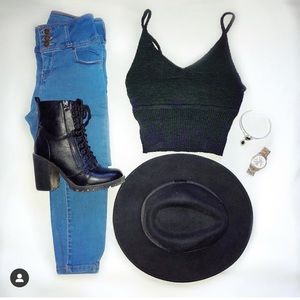 Ribbed knit crop top